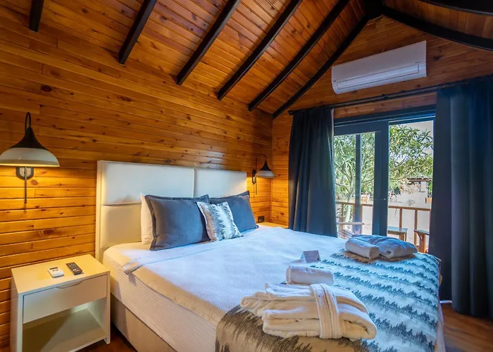 Dolce Vita Luxury Bungalows